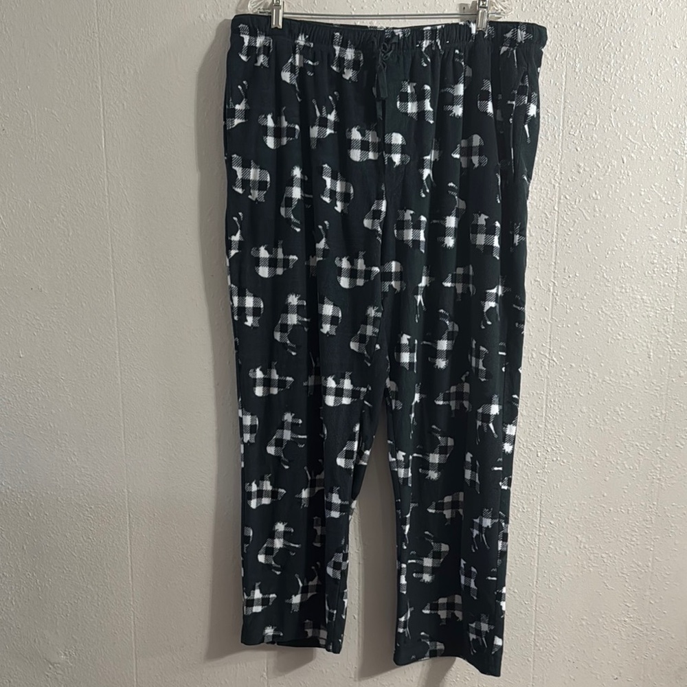 Stafford Black and White pajama pants